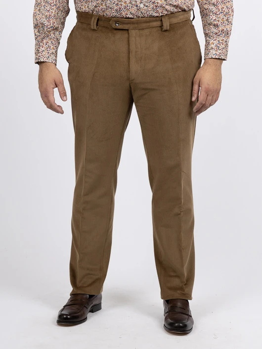 Pantalon Grant Velours Camel Capel Grande Taille 5 Pantalon Grant Velours Camel Capel Grande Taille – Image 3