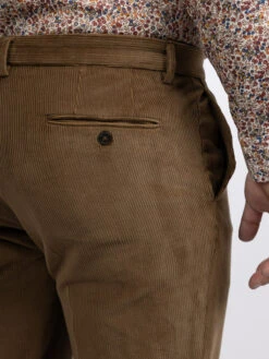 Pantalon Grant Velours Camel Capel Grande Taille 11 Pantalon Grant Velours Camel Capel Grande Taille -Capel Boutique pantalon grant velours camel capel grande taille 4