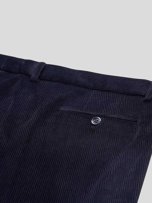 Pantalon Grant Velours Marine Capel Grande Taille 6 Pantalon Grant Velours Marine Capel Grande Taille – Image 4