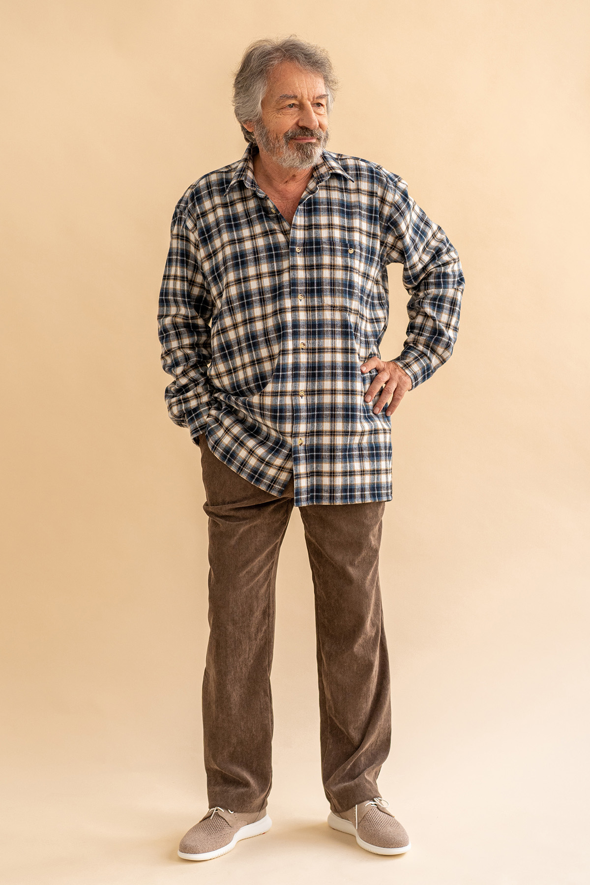 Capel Boutique -Capel Boutique pantalon velours cotele marron perouges 2