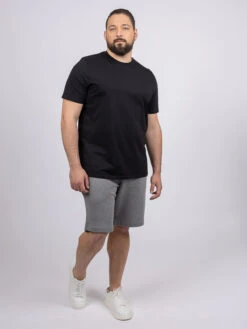 Tee-shirt Louis Col Rond Noir Capel Grande Taille 13 Tee-shirt Louis Col Rond Noir Capel Grande Taille -Capel Boutique tee shirt louis col rond noir capel grande taille 5